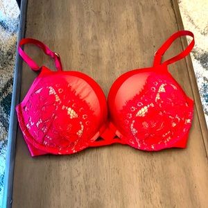 Victoria Secret very sexy push up bra